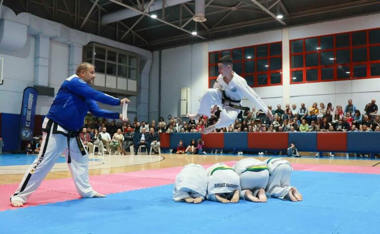 Από τη συμμετοχή μας στις αθλητικές επιδείξεις του συλλόγου tae kwon do "Ελπίδες Καλοχωρίου", στο πλαίσιο του εορτασμού των Καλοχωρίτικων 2024.